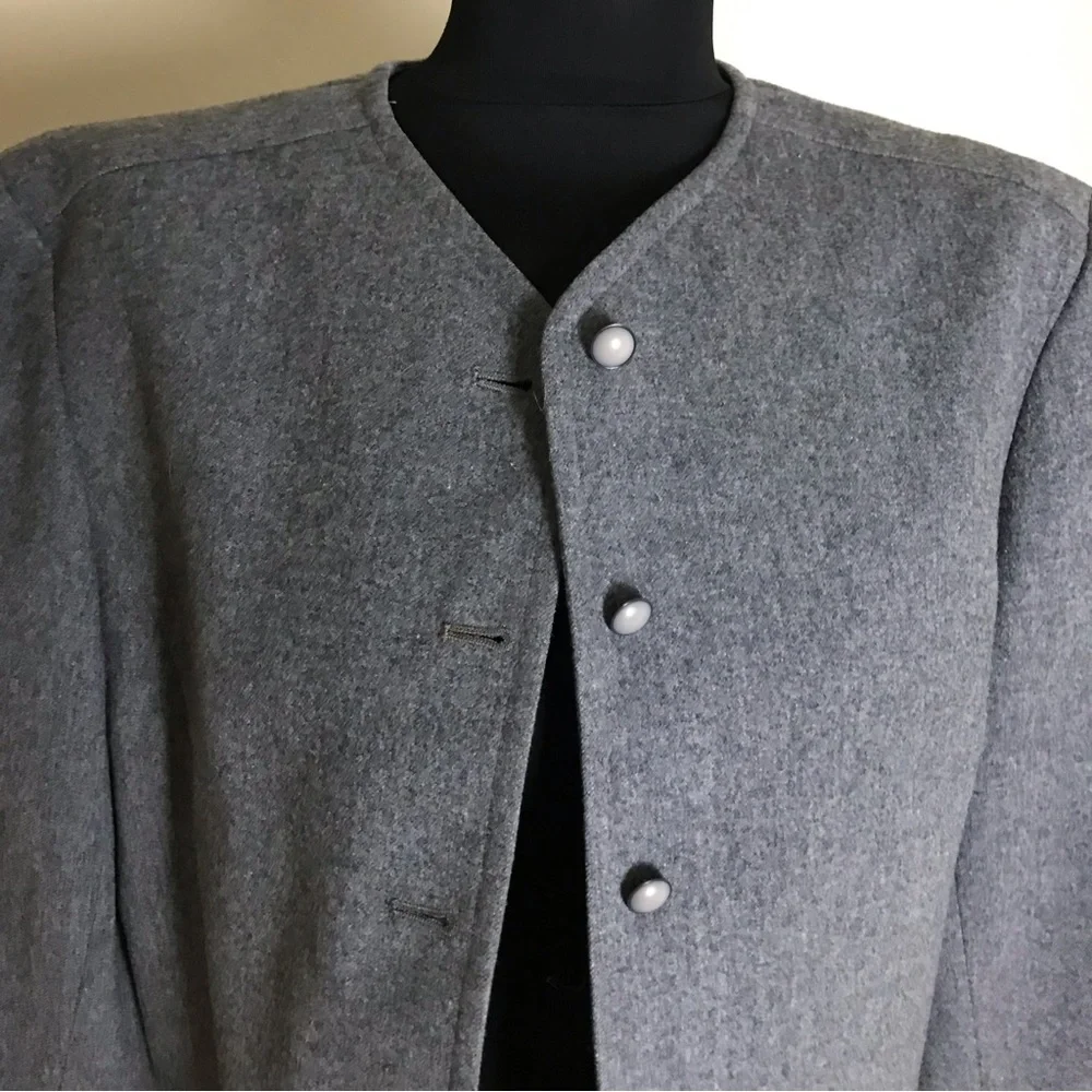 Vintage Pendleton Gray Wool Blazer - Picture 2 of 6